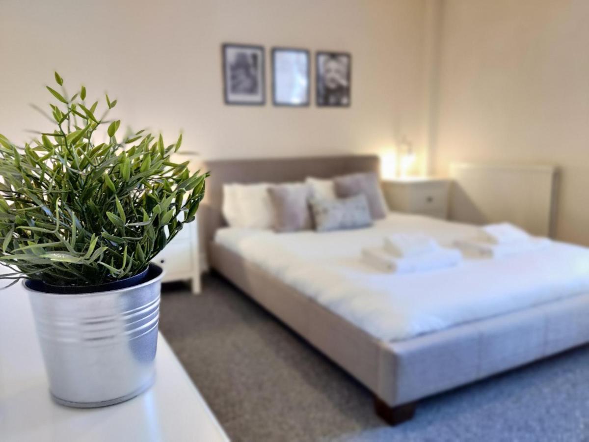 Lindley Lodge ヨーク エクステリア 写真